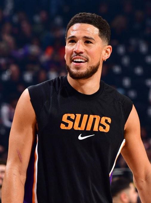 app下载-布克：我比很多全明星投票比我高的球员实力强；有些人有祖国球迷支持