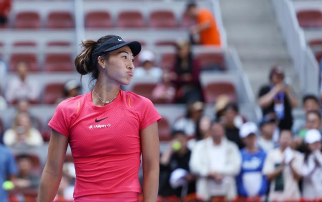 中网郑钦文恐再遇萨巴伦卡 多位中国金花出战