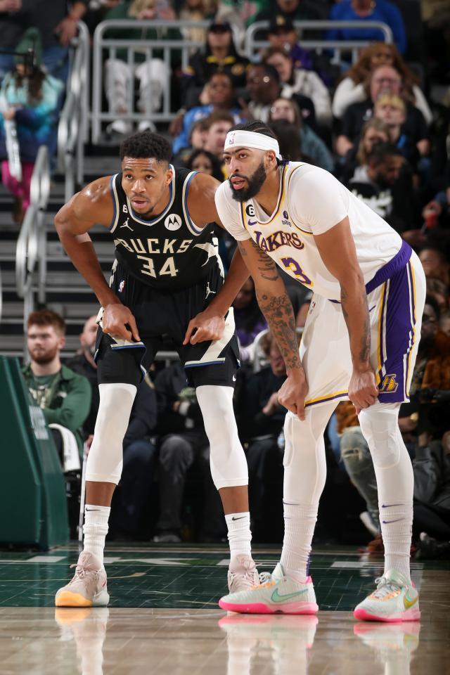 开云体育-比园区还猛！近8战场均33+15 浓眉是联盟第几人？